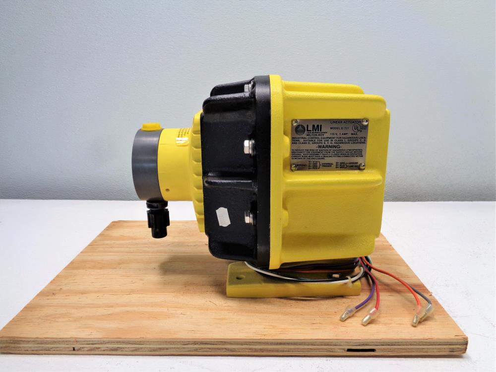 LMI Milton Roy Metering Dosing Pump E711-72S, w/ 2.5 GPH, 150 PSI